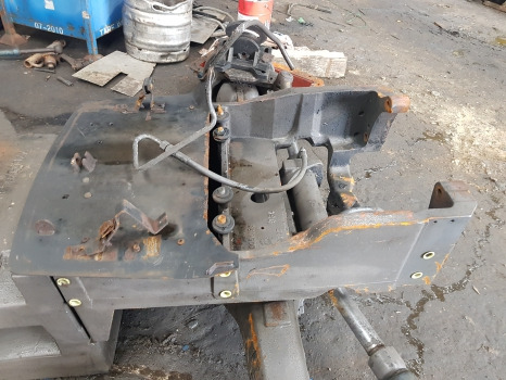 Claas Ares 656rc, Ares 500, 600, 800, Front Axle Support 7700042108, 7700098196 - Essieu avant: photos 1 Claas Ares 656rc, Ares 500, 600, 800, Front Axle Support 7700042108, 7700098196 - Essieu avant: photos 1