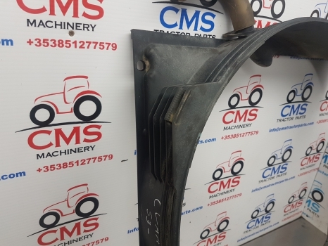 Claas Arion 500, 600 Series 530, 640 Radiator Cowl 0021635411, 21635411 - Radiateur: photos 4 Claas Arion 500, 600 Series 530, 640 Radiator Cowl 0021635411, 21635411 - Radiateur: photos 4
