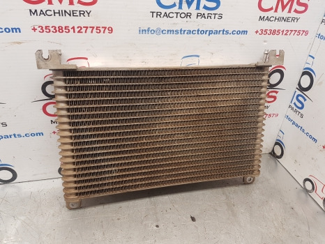 Claas Arion 500, 600 Series 640 Fuel Cooler Radiator 0021644820, 2164482 - Essieu avant: photos 2 Claas Arion 500, 600 Series 640 Fuel Cooler Radiator 0021644820, 2164482 - Essieu avant: photos 2
