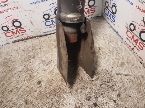 Claas Arion 500, 600 Series A18, A19, A20 640 Exhaust Pipe Extension 0021799761 - Tube d'echappement pour Tracteur agricole: photos 2 Claas Arion 500, 600 Series A18, A19, A20 640 Exhaust Pipe Extension 0021799761 - Tube d'echappement pour Tracteur agricole: photos 2