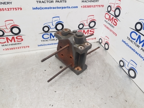 Claas Arion 500, 600 Spool Distribution Valve 4302904, 0011362040, 0011362041 - Valve hydraulique pour Tracteur agricole: photos 3 Claas Arion 500, 600 Spool Distribution Valve 4302904, 0011362040, 0011362041 - Valve hydraulique pour Tracteur agricole: photos 3