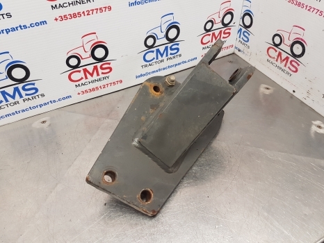 Claas Arion 640, 500, 600, Hexashift, Cmatic Top Link Bracket Lhs 0021608191 - Suspension de cabine pour Tracteur agricole: photos 2 Claas Arion 640, 500, 600, Hexashift, Cmatic Top Link Bracket Lhs 0021608191 - Suspension de cabine pour Tracteur agricole: photos 2