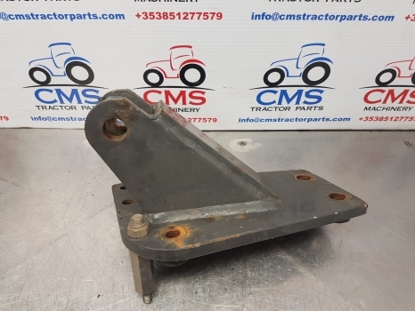 Claas Arion 640, 500, 600, Hexashift, Cmatic Top Link Bracket Lhs 0021608191 - Suspension de cabine pour Tracteur agricole: photos 3 Claas Arion 640, 500, 600, Hexashift, Cmatic Top Link Bracket Lhs 0021608191 - Suspension de cabine pour Tracteur agricole: photos 3