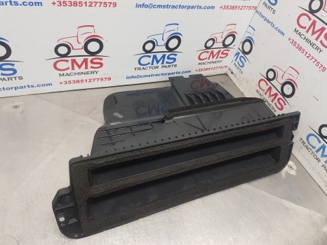 Claas Arion 640, 600, 500 Air Duct Panel, Straight Connector 0021928671 - Cabine et intérieur pour Tracteur agricole: photos 4 Claas Arion 640, 600, 500 Air Duct Panel, Straight Connector 0021928671 - Cabine et intérieur pour Tracteur agricole: photos 4
