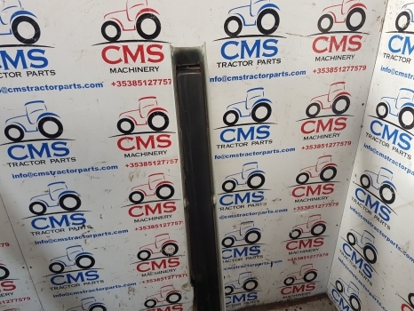 Claas Arion 640, 950, 920, 600 Axion Cab Trim Panel Rhs 0021955961, 21955961 - Cabine et intérieur pour Tracteur agricole: photos 5 Claas Arion 640, 950, 920, 600 Axion Cab Trim Panel Rhs 0021955961, 21955961 - Cabine et intérieur pour Tracteur agricole: photos 5