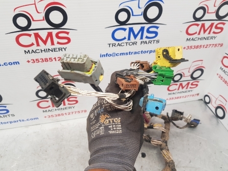 Câble/ Fil pour Tracteur agricole Claas Arion 640 Cab Dashboard Wiring Loom 0026081260, 0026081261, 26081260: photos 7