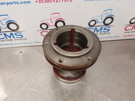 Claas Axos 340 Cx, Ergos, Celtis Rear Axle Bearing Housing Lhs 7700075191 - Essieu arrière pour Tracteur agricole: photos 3 Claas Axos 340 Cx, Ergos, Celtis Rear Axle Bearing Housing Lhs 7700075191 - Essieu arrière pour Tracteur agricole: photos 3
