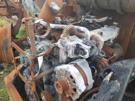 Claas Scorpion 736, 732, 741, 746 Complete Deutz Tcd 3.6 L4 Engine For Parts - Moteur: photos 4 Claas Scorpion 736, 732, 741, 746 Complete Deutz Tcd 3.6 L4 Engine For Parts - Moteur: photos 4