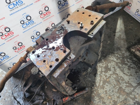 Deutz Agrotron 110 Zf As2035 Front Axle Housing Rhs, Bolster 4475.305.300 - Essieu avant: photos 2 Deutz Agrotron 110 Zf As2035 Front Axle Housing Rhs, Bolster 4475.305.300 - Essieu avant: photos 2