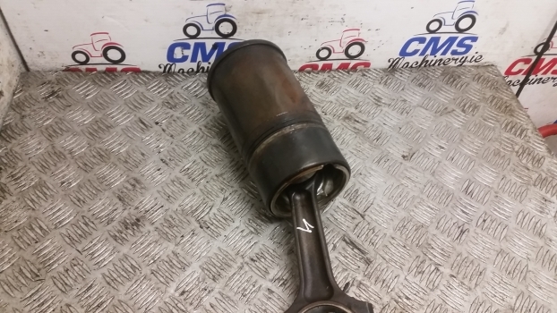 Deutz Agrotron 120, 150 Mk3 Conrod 04200465. Please Check Description - Bielle pour Tracteur agricole: photos 3 Deutz Agrotron 120, 150 Mk3 Conrod 04200465. Please Check Description - Bielle pour Tracteur agricole: photos 3