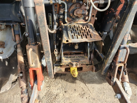 Deutz Agrotron 135 Engine, Cab, Transmission, Rear, Front Axle Parts Nut - Carrosserie et extérieur: photos 3 Deutz Agrotron 135 Engine, Cab, Transmission, Rear, Front Axle Parts Nut - Carrosserie et extérieur: photos 3
