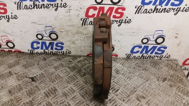 Deutz Agrotron 6.15 Rear Axle Brake Actuator Plate 04423836 - Pièces de frein pour Tracteur agricole: photos 4 Deutz Agrotron 6.15 Rear Axle Brake Actuator Plate 04423836 - Pièces de frein pour Tracteur agricole: photos 4