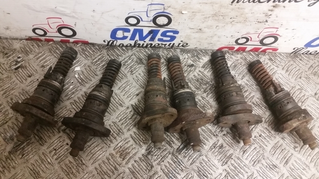 Deutz Agrotron 6.15 Set Of Fuel Injector Pumps For Parts 04800080 - Pompe à carburant pour Tracteur agricole: photos 2 Deutz Agrotron 6.15 Set Of Fuel Injector Pumps For Parts 04800080 - Pompe à carburant pour Tracteur agricole: photos 2