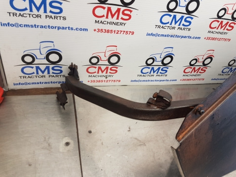 Deutz Agrotron 6120.40, 6 Ttv, Serie 6, Mudguard Panel Lhs 0.019.4398.3/20 - Aile: photos 4 Deutz Agrotron 6120.40, 6 Ttv, Serie 6, Mudguard Panel Lhs 0.019.4398.3/20 - Aile: photos 4