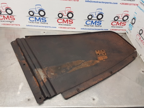 Deutz Agrotron 6120.40, Series 6, 6 Ttv, Mudguard Panel Rhs 0.019.4378.3/10 - Aile: photos 3 Deutz Agrotron 6120.40, Series 6, 6 Ttv, Mudguard Panel Rhs 0.019.4378.3/10 - Aile: photos 3