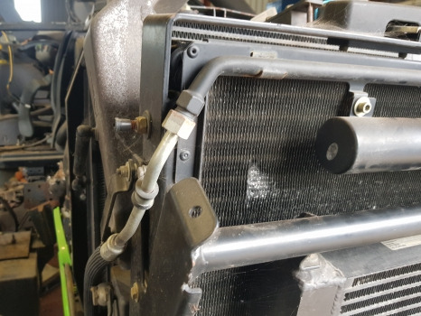 Deutz Agrotron M620 Air Conditioning Condenser Radiator 0.016.1816.4/10 - Pièce de climatisation: photos 3 Deutz Agrotron M620 Air Conditioning Condenser Radiator 0.016.1816.4/10 - Pièce de climatisation: photos 3