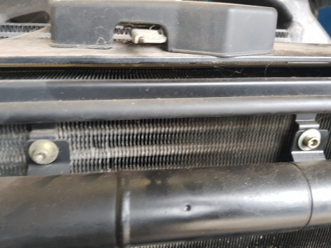 Deutz Agrotron M620 Air Conditioning Condenser Radiator 0.016.1816.4/10 - Pièce de climatisation: photos 2 Deutz Agrotron M620 Air Conditioning Condenser Radiator 0.016.1816.4/10 - Pièce de climatisation: photos 2