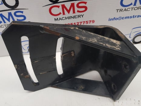 Deutz Agrotron M620 Front Mudguard Bracket 0.016.0439.2 - Aile: photos 4 Deutz Agrotron M620 Front Mudguard Bracket 0.016.0439.2 - Aile: photos 4