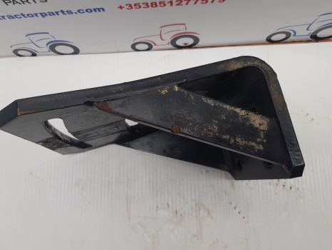 Deutz Agrotron M620 Front Mudguard Bracket 0.016.0439.2 - Aile: photos 5 Deutz Agrotron M620 Front Mudguard Bracket 0.016.0439.2 - Aile: photos 5