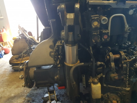 Deutz Agrotron M620 Lift Cylinder Ram 2.3749.012.0/10 - Hydraulique: photos 3 Deutz Agrotron M620 Lift Cylinder Ram 2.3749.012.0/10 - Hydraulique: photos 3