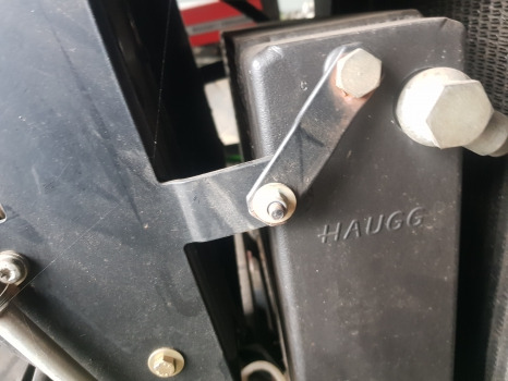 Radiateur Deutz Agrotron M620, M610, M615,m640,ttv620, 610, Oil Cooler 0.015.6911.2/10: photos 6 Radiateur Deutz Agrotron M620, M610, M615,m640,ttv620, 610, Oil Cooler 0.015.6911.2/10: photos 6