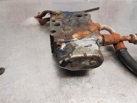 Deutz Dxbis110, 120, 140, 160 Hydraulic Spool Valve 04300357, 04304155 - Valve hydraulique pour Tracteur agricole: photos 4 Deutz Dxbis110, 120, 140, 160 Hydraulic Spool Valve 04300357, 04304155 - Valve hydraulique pour Tracteur agricole: photos 4