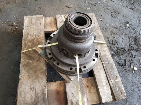Fiat 1180, 160-90, 180-90, 140-90 Rear Axle Differential Assy 5106055, 5106043 - Essieu arrière: photos 4 Fiat 1180, 160-90, 180-90, 140-90 Rear Axle Differential Assy 5106055, 5106043 - Essieu arrière: photos 4