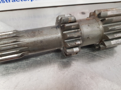 Fiat 90-90, 110-90, Rear Axle Drive Shaft 5111275 - Essieu arrière: photos 4 Fiat 90-90, 110-90, Rear Axle Drive Shaft 5111275 - Essieu arrière: photos 4