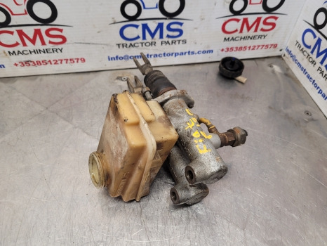 Fiat F Series F120, F130, F140 Brake Master Cylinder 5145630, 5145631, 82003369 - Cylindre de frein pour Machine agricole: photos 5 Fiat F Series F120, F130, F140 Brake Master Cylinder 5145630, 5145631, 82003369 - Cylindre de frein pour Machine agricole: photos 5