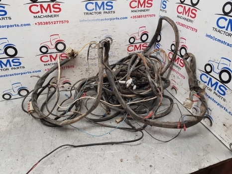 Fiat F Series F130, F140 Cab Electrical Wiring Cab Wiring Loom - Câble/ Fil pour Tracteur agricole: photos 1 Fiat F Series F130, F140 Cab Electrical Wiring Cab Wiring Loom - Câble/ Fil pour Tracteur agricole: photos 1