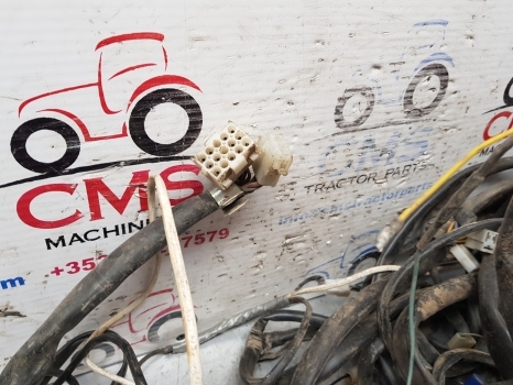 Fiat F Series F130, F140 Cab Electrical Wiring Cab Wiring Loom - Câble/ Fil pour Tracteur agricole: photos 2 Fiat F Series F130, F140 Cab Electrical Wiring Cab Wiring Loom - Câble/ Fil pour Tracteur agricole: photos 2