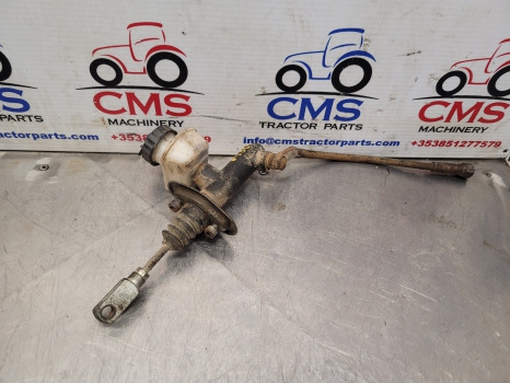 Fiat New Holland F, M, 60 Series F130, M115, 8160 Clutch Master Cylinder 5150299 - Cylindre d'embrayage pour Tracteur agricole: photos 1 Fiat New Holland F, M, 60 Series F130, M115, 8160 Clutch Master Cylinder 5150299 - Cylindre d'embrayage pour Tracteur agricole: photos 1