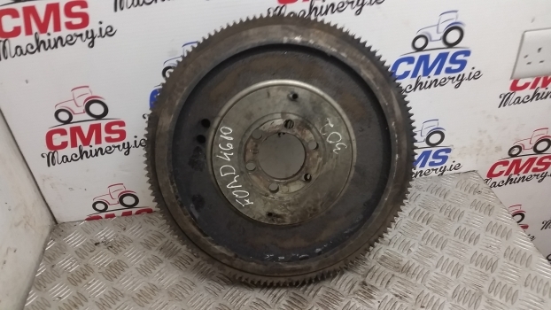 Ford 10, 30 Series 4610 Ap Engine Flywheel 83933422. For 13 Inch Clutch. - Volant moteur pour Tracteur agricole: photos 2 Ford 10, 30 Series 4610 Ap Engine Flywheel 83933422. For 13 Inch Clutch. - Volant moteur pour Tracteur agricole: photos 2