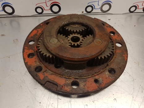 Ford 10 Series Carraro Hub Cover Assembly Car115643, 9968080, Car120836, N13513 - Moyeu pour Tracteur agricole: photos 1 Ford 10 Series Carraro Hub Cover Assembly Car115643, 9968080, Car120836, N13513 - Moyeu pour Tracteur agricole: photos 1
