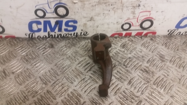 Ford 2600, 3600, 2000 Rear Axle Differential Lock Fork C5nn4n053a, C7nn7n515 - Différentiel pour Tracteur agricole: photos 4 Ford 2600, 3600, 2000 Rear Axle Differential Lock Fork C5nn4n053a, C7nn7n515 - Différentiel pour Tracteur agricole: photos 4