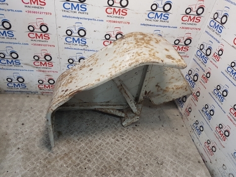 Ford 3000, 3600, 2600, Fritzmeier Cab Mudguard Rhs, D1nn16312f - Aile pour Machine agricole: photos 1 Ford 3000, 3600, 2600, Fritzmeier Cab Mudguard Rhs, D1nn16312f - Aile pour Machine agricole: photos 1