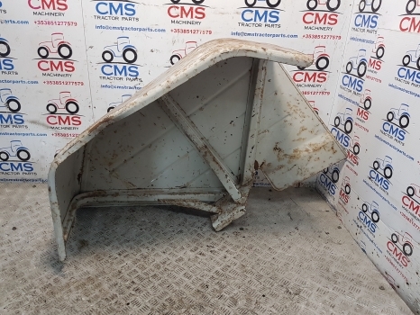 Ford 3000, 3600, 2600, Fritzmeier Cab Mudguard Rhs, D1nn16312f - Aile pour Machine agricole: photos 5 Ford 3000, 3600, 2600, Fritzmeier Cab Mudguard Rhs, D1nn16312f - Aile pour Machine agricole: photos 5