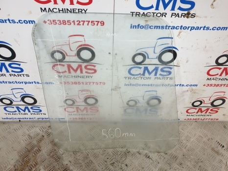 Ford 3000 Side Glass - Fenêtre et pièces pour Tracteur agricole: photos 2 Ford 3000 Side Glass - Fenêtre et pièces pour Tracteur agricole: photos 2