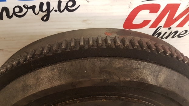 Ford 4100, 4200, 4410, 4500 Engine Flywheel E0nn6375fa, C7nn6375k - Volant moteur pour Tracteur agricole: photos 5 Ford 4100, 4200, 4410, 4500 Engine Flywheel E0nn6375fa, C7nn6375k - Volant moteur pour Tracteur agricole: photos 5