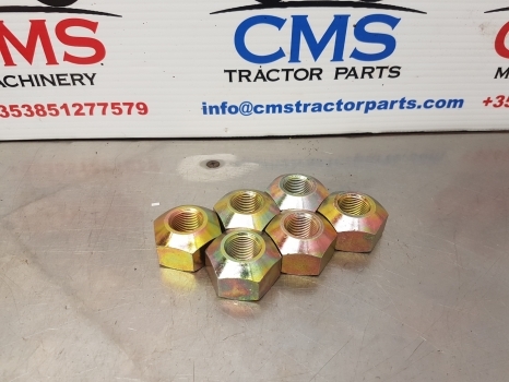 Ford 4610, 5610, 6610, 7610, 8210 Rear Wheel Nut 6x 81816136, 81833776 - Essieu arrière pour Tracteur agricole: photos 1 Ford 4610, 5610, 6610, 7610, 8210 Rear Wheel Nut 6x 81816136, 81833776 - Essieu arrière pour Tracteur agricole: photos 1