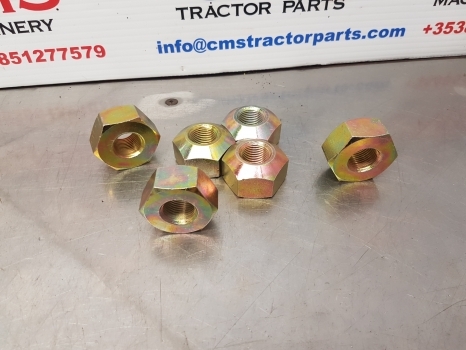 Ford 4610, 5610, 6610, 7610, 8210 Rear Wheel Nut 6x 81816136, 81833776 - Essieu arrière pour Tracteur agricole: photos 3 Ford 4610, 5610, 6610, 7610, 8210 Rear Wheel Nut 6x 81816136, 81833776 - Essieu arrière pour Tracteur agricole: photos 3