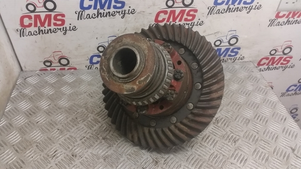 Ford 5000, 7000, 4000 Bevel Crown Gear (45t) And Differntial Assembly C7nn4206a - Différentiel pour Tracteur agricole: photos 1 Ford 5000, 7000, 4000 Bevel Crown Gear (45t) And Differntial Assembly C7nn4206a - Différentiel pour Tracteur agricole: photos 1