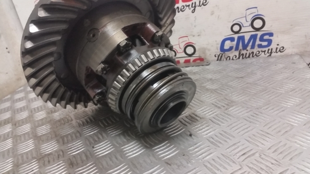 Ford 5000 Rear Bevel Gear (37:6) 81824192 And Differential C7nn4206a, 81816247 - Différentiel pour Tracteur agricole: photos 4 Ford 5000 Rear Bevel Gear (37:6) 81824192 And Differential C7nn4206a, 81816247 - Différentiel pour Tracteur agricole: photos 4