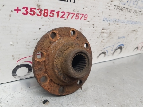 Ford 5610, 6610, 7610 Zf Apl325 Front Axle Pinion Flange E1nn3b091aa, 83927810 - Essieu avant pour Machine agricole: photos 3 Ford 5610, 6610, 7610 Zf Apl325 Front Axle Pinion Flange E1nn3b091aa, 83927810 - Essieu avant pour Machine agricole: photos 3