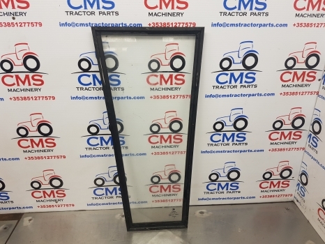 Ford 6610, 7410 Cab Low Panel Glass With Frame Rhs 83931985, E2nn94000r68aa - Fenêtre et pièces pour Tracteur agricole: photos 1 Ford 6610, 7410 Cab Low Panel Glass With Frame Rhs 83931985, E2nn94000r68aa - Fenêtre et pièces pour Tracteur agricole: photos 1