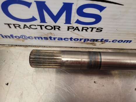 Ford 6810, 7610, 7710, 7810, 7910 Carraro Front Axle Drive Shaft Car121566, Car140960 - Essieu avant: photos 2 Ford 6810, 7610, 7710, 7810, 7910 Carraro Front Axle Drive Shaft Car121566, Car140960 - Essieu avant: photos 2