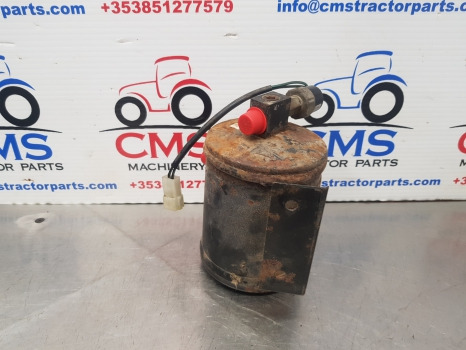 Ford 7610, 10 ,tw Series Super Q Cab Receiver Drier E4nn19825ab, E4nn19825aa - Pièce de climatisation: photos 2 Ford 7610, 10 ,tw Series Super Q Cab Receiver Drier E4nn19825ab, E4nn19825aa - Pièce de climatisation: photos 2