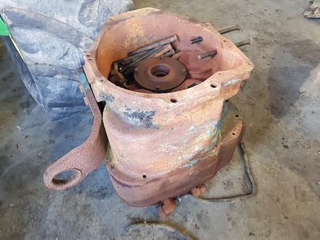 Ford 8530, 8630, 8730, 8830 Transmission Housing Powershift 81867871, F0nn7003ba - Boîte de vitesse pour Tracteur agricole: photos 5 Ford 8530, 8630, 8730, 8830 Transmission Housing Powershift 81867871, F0nn7003ba - Boîte de vitesse pour Tracteur agricole: photos 5