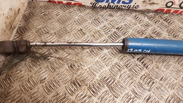 Ford New Holland 3910 Steering Ram E4nn3a540aa , E4nn3d547aa - Commande de gouvernail pour Tracteur agricole: photos 4 Ford New Holland 3910 Steering Ram E4nn3a540aa , E4nn3d547aa - Commande de gouvernail pour Tracteur agricole: photos 4