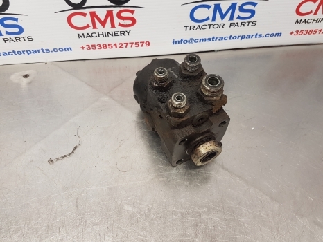 Ford New Holland 40 And Ts Series Steering Motor, Valve F0nn3a244aa, 81863600 - Commande de gouvernail pour Tracteur agricole: photos 3 Ford New Holland 40 And Ts Series Steering Motor, Valve F0nn3a244aa, 81863600 - Commande de gouvernail pour Tracteur agricole: photos 3